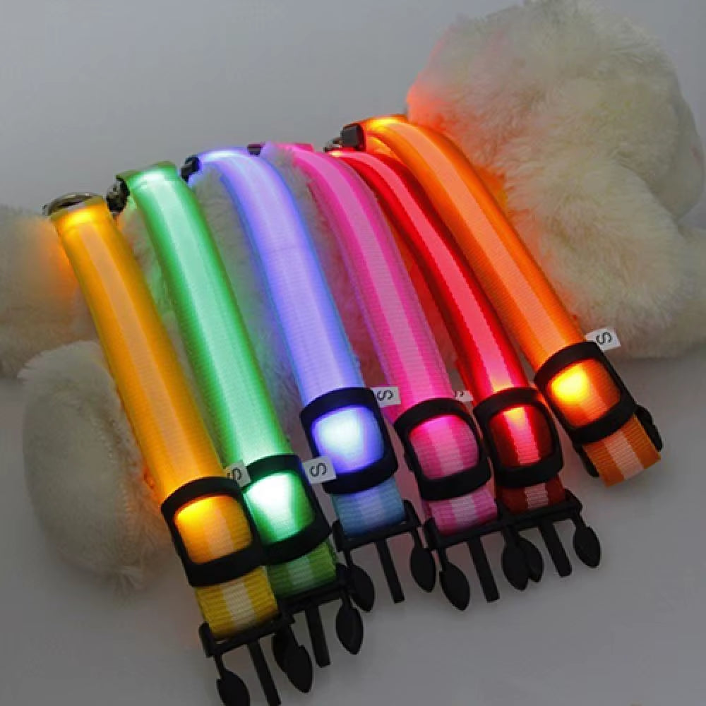 LED Dog Anti-Lost Collar Glowing Luminous LED Light Pet Collar Collar for Small Medium Large Dogs Collars Leads Safety Necklace